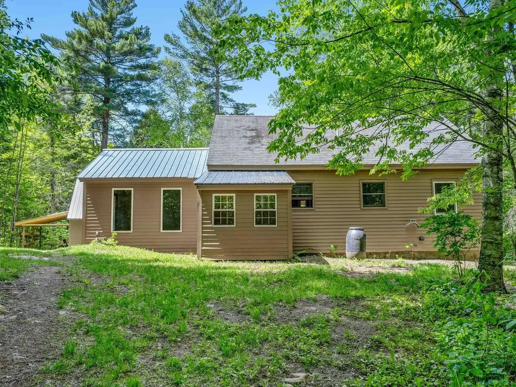 456 Powder Spring Road Topsham VT 05076