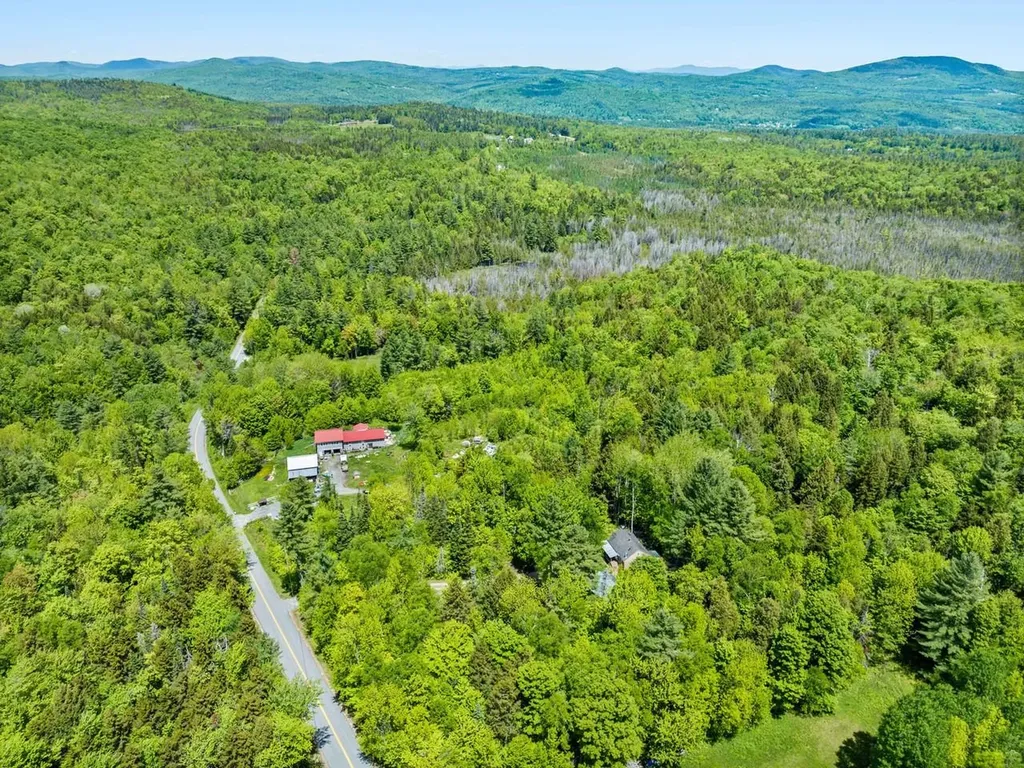 456 Powder Spring Road Topsham VT 05076