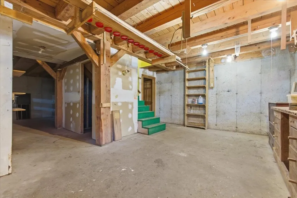 1378 Hallstrom Road Northfield VT 05663