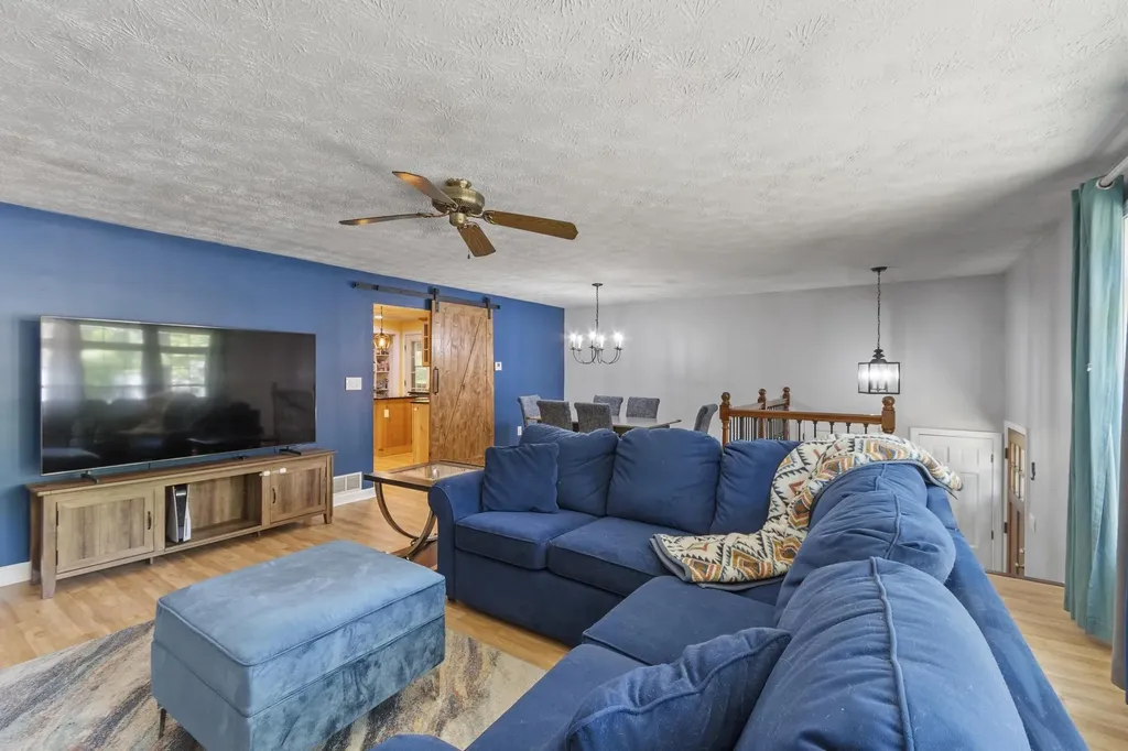 167 Turkey Hill Road Merrimack NH 03054