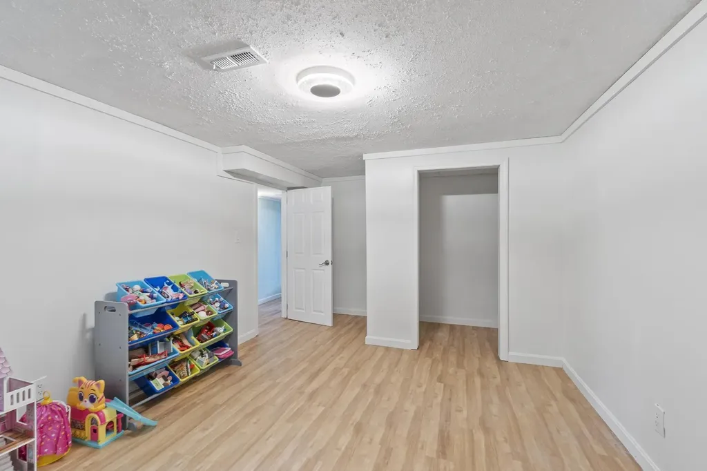 167 Turkey Hill Road Merrimack NH 03054