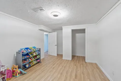 167 Turkey Hill Road Merrimack NH 03054