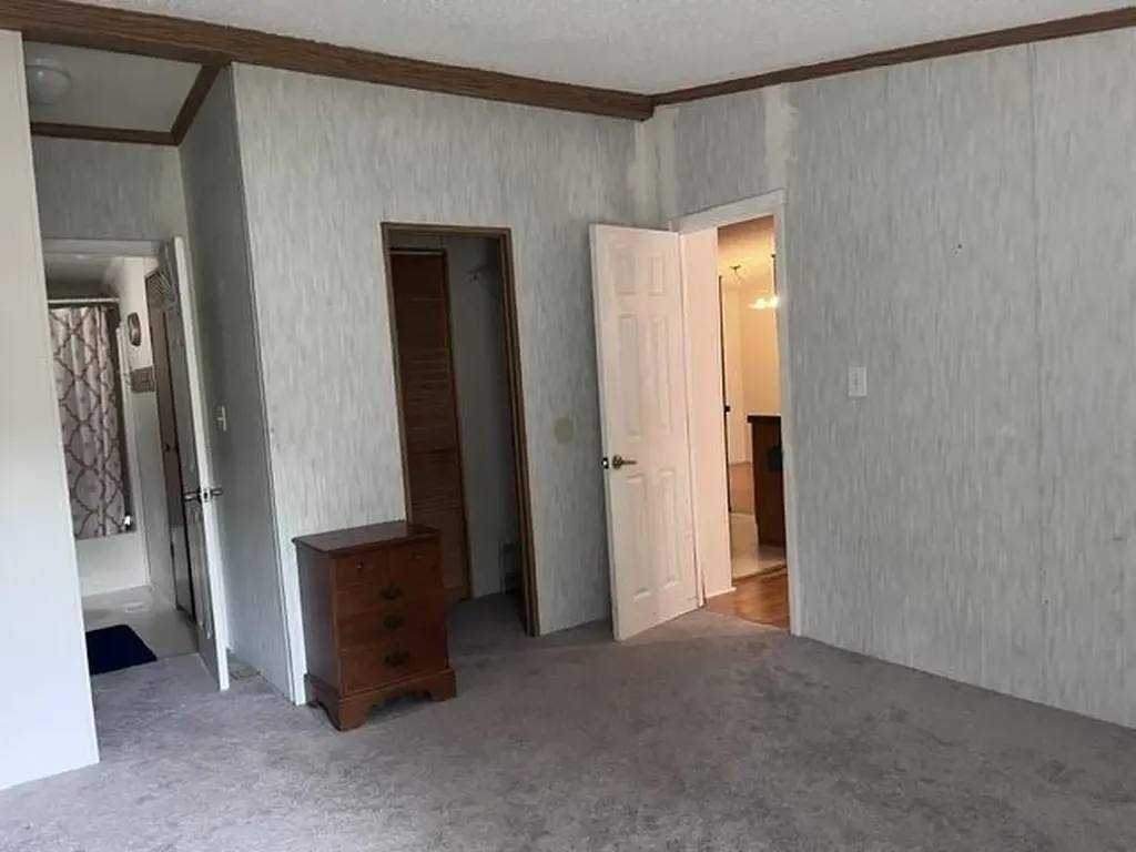 137 Tamarack Lane Pittsford VT 05763