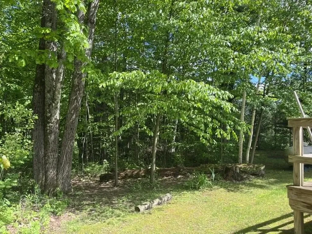 137 Tamarack Lane Pittsford VT 05763