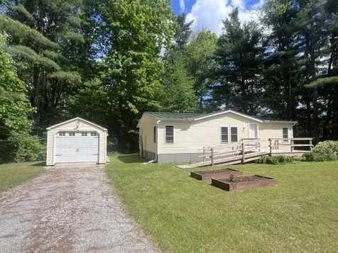 137 Tamarack Lane Pittsford VT 05763