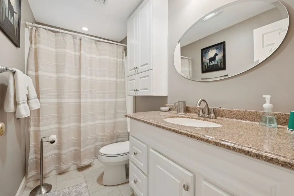 56 Old Bay Road New Castle NH 03854
