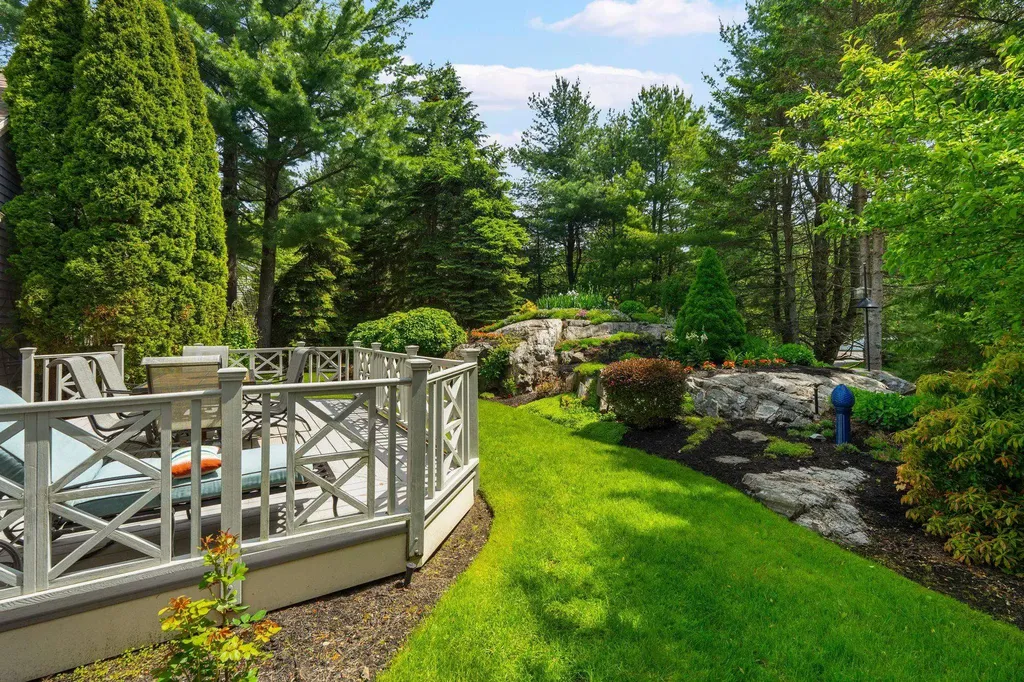 56 Old Bay Road New Castle NH 03854