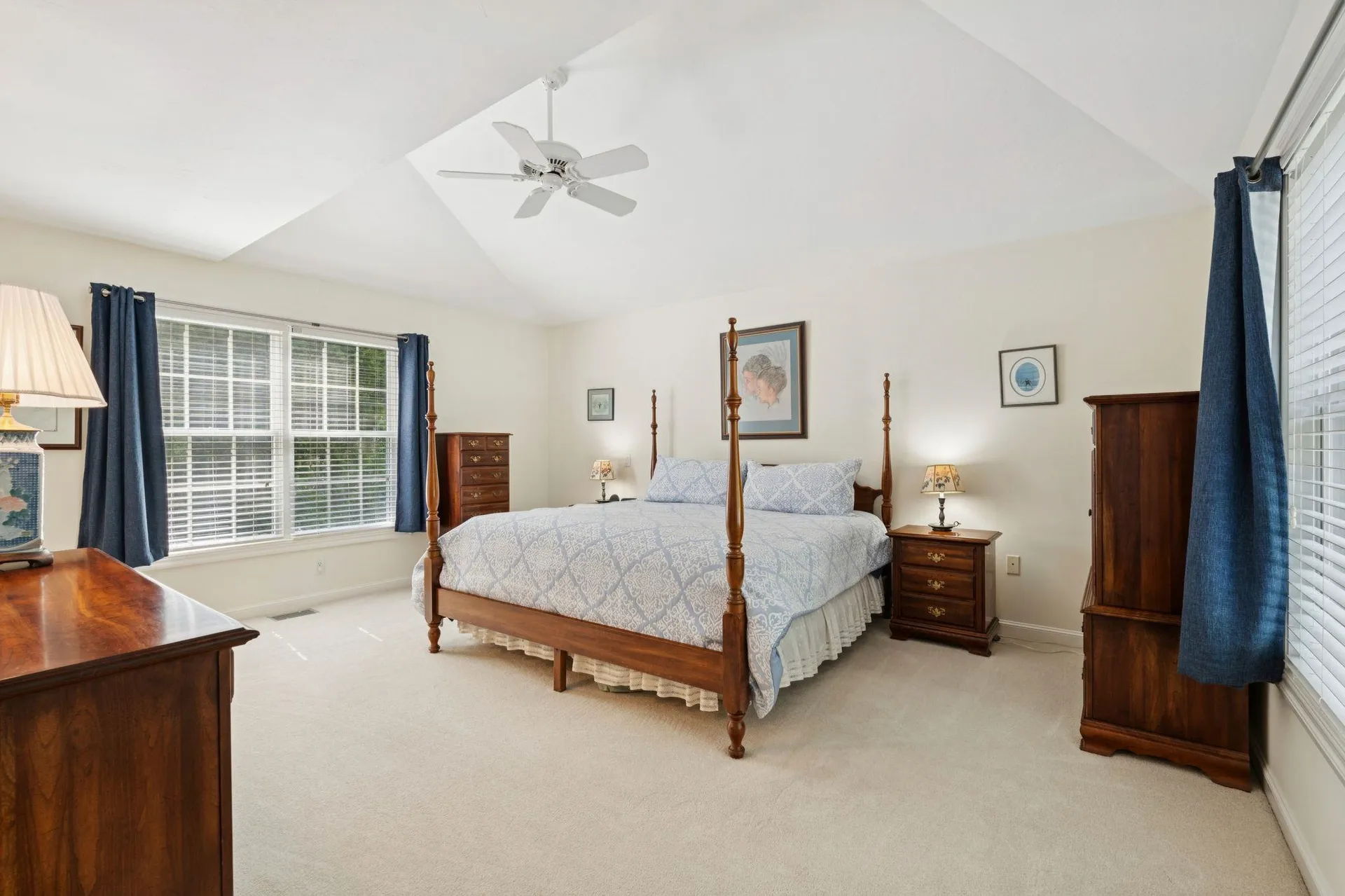 56 Old Bay Road New Castle NH 03854