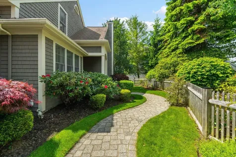 56 Old Bay Road New Castle NH 03854