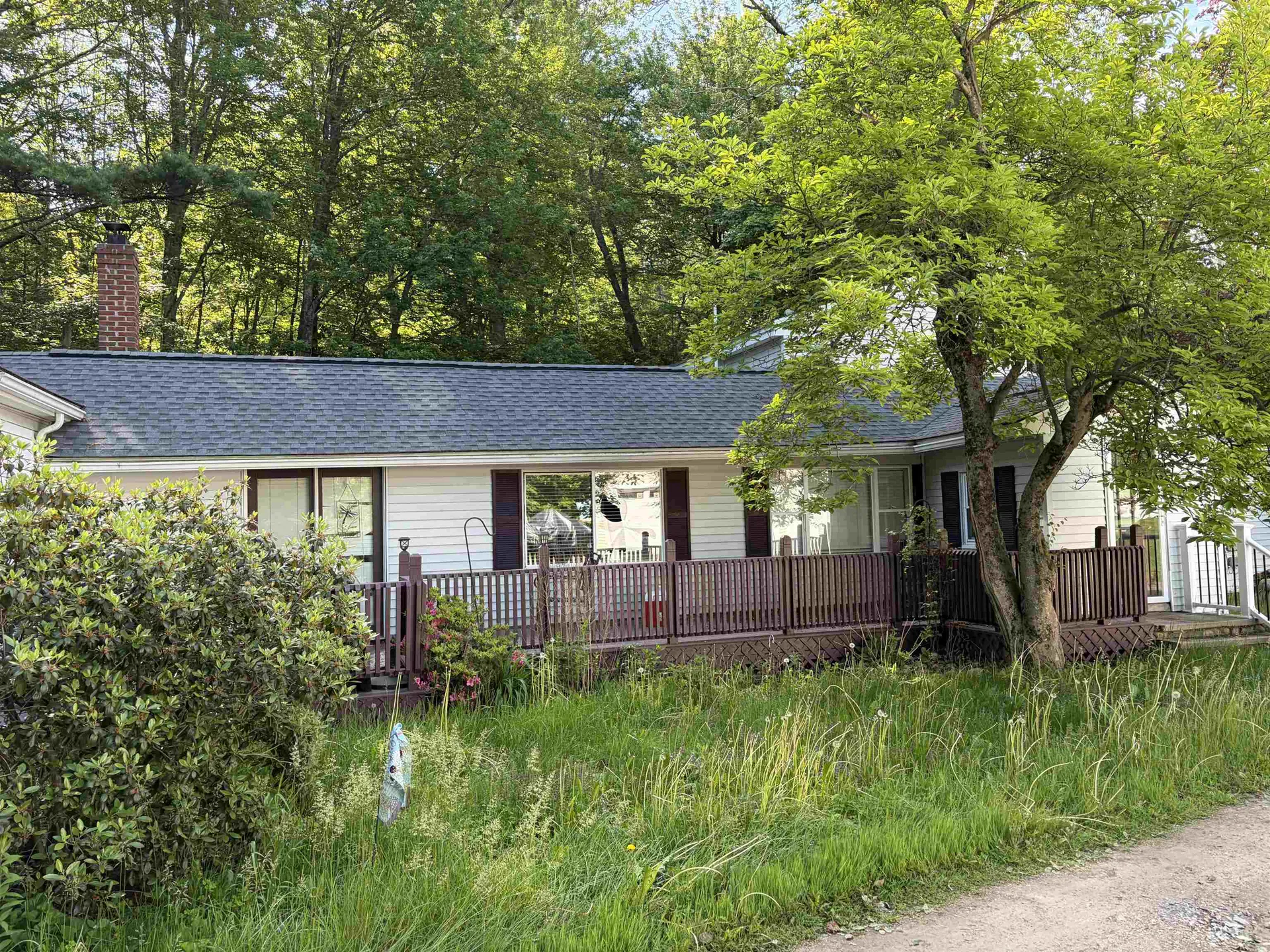 29 Cove Road East Kingston NH 03827