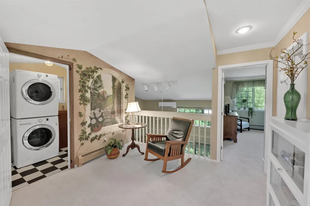 29 Lake Forest Drive Burlington VT 05401