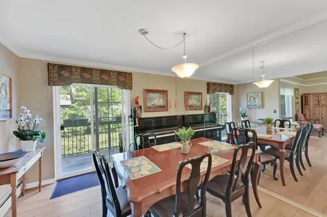 29 Lake Forest Drive Burlington VT 05401