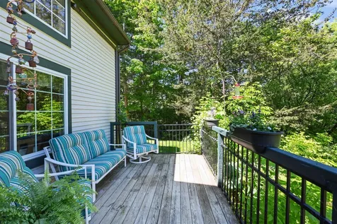 29 Lake Forest Drive Burlington VT 05401