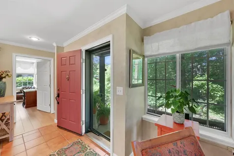 29 Lake Forest Drive Burlington VT 05401