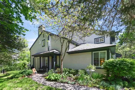 29 Lake Forest Drive Burlington VT 05401