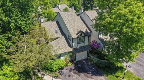 29 Lake Forest Drive Burlington VT 05401