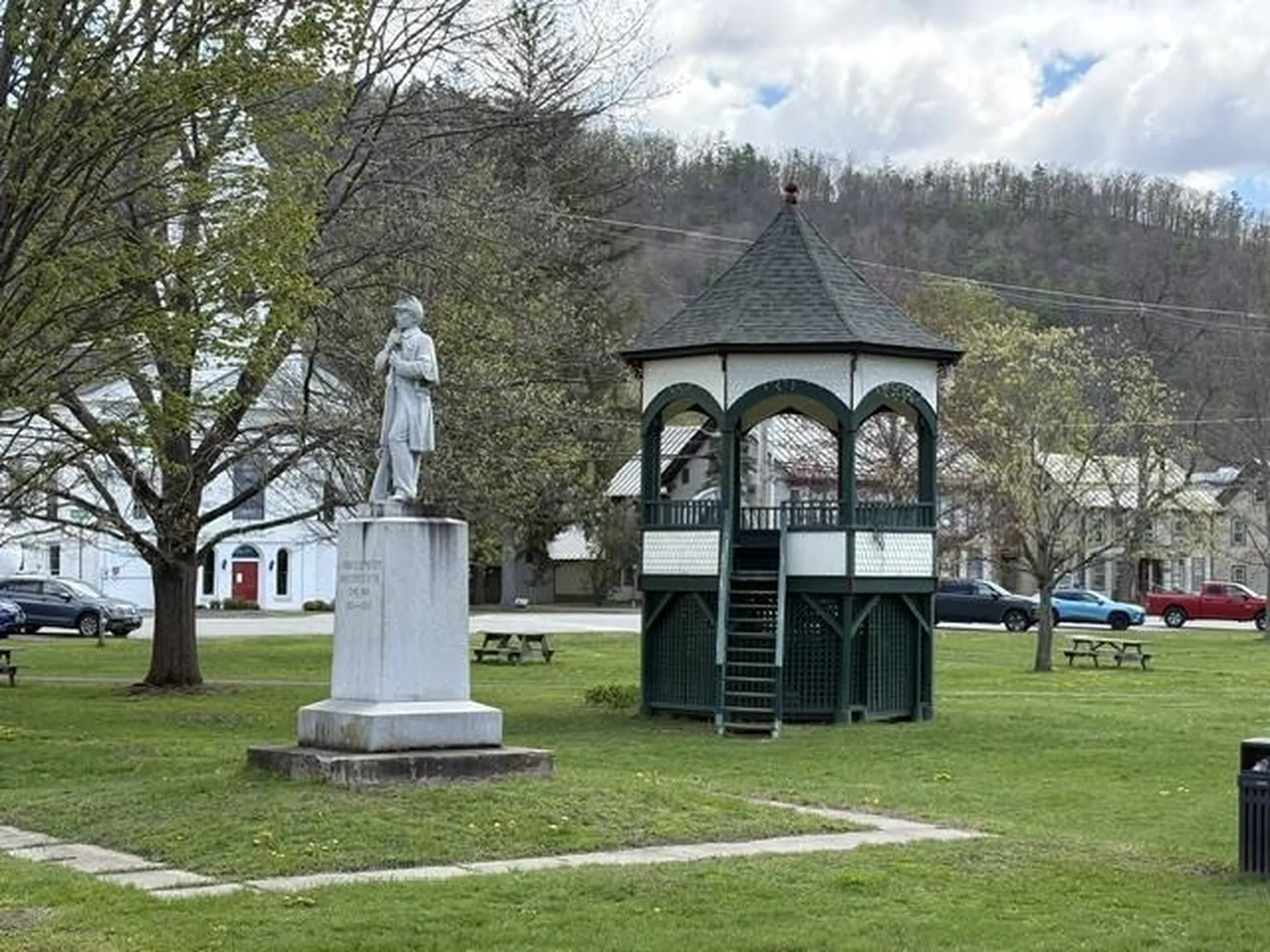 53 Alexander Place Royalton VT 05068