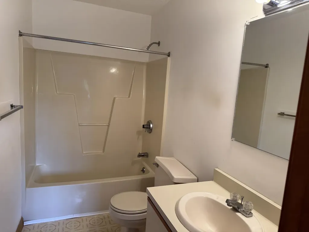 15 Tennis Lane Thornton NH 03285