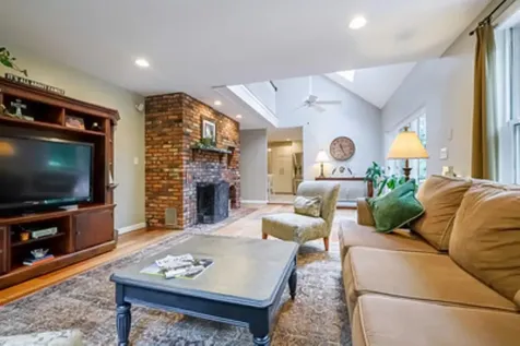 45 Blossom Road Windham NH 03087