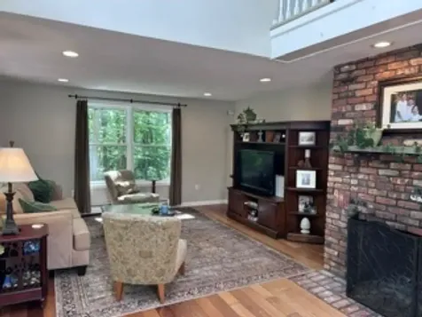45 Blossom Road Windham NH 03087