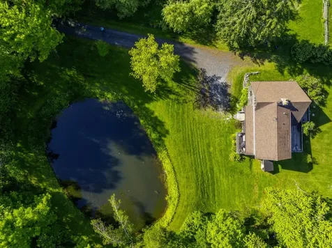 107 Bushnell Road Waitsfield VT 05673