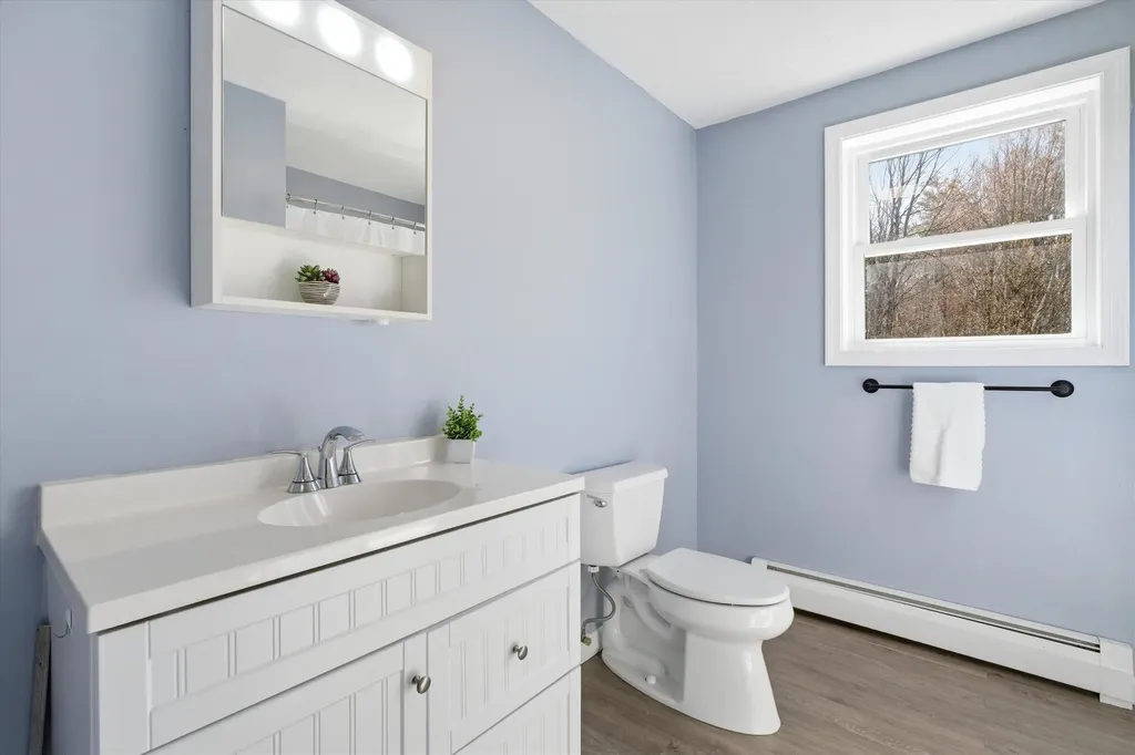 51 Scobie Road New Boston NH 03070