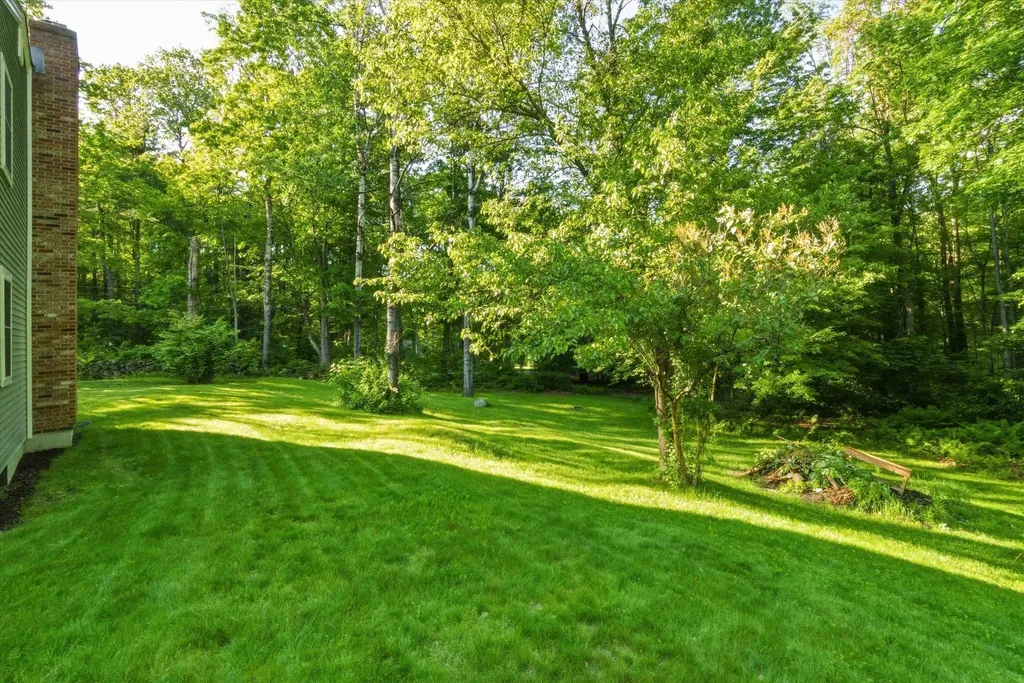 51 Scobie Road New Boston NH 03070