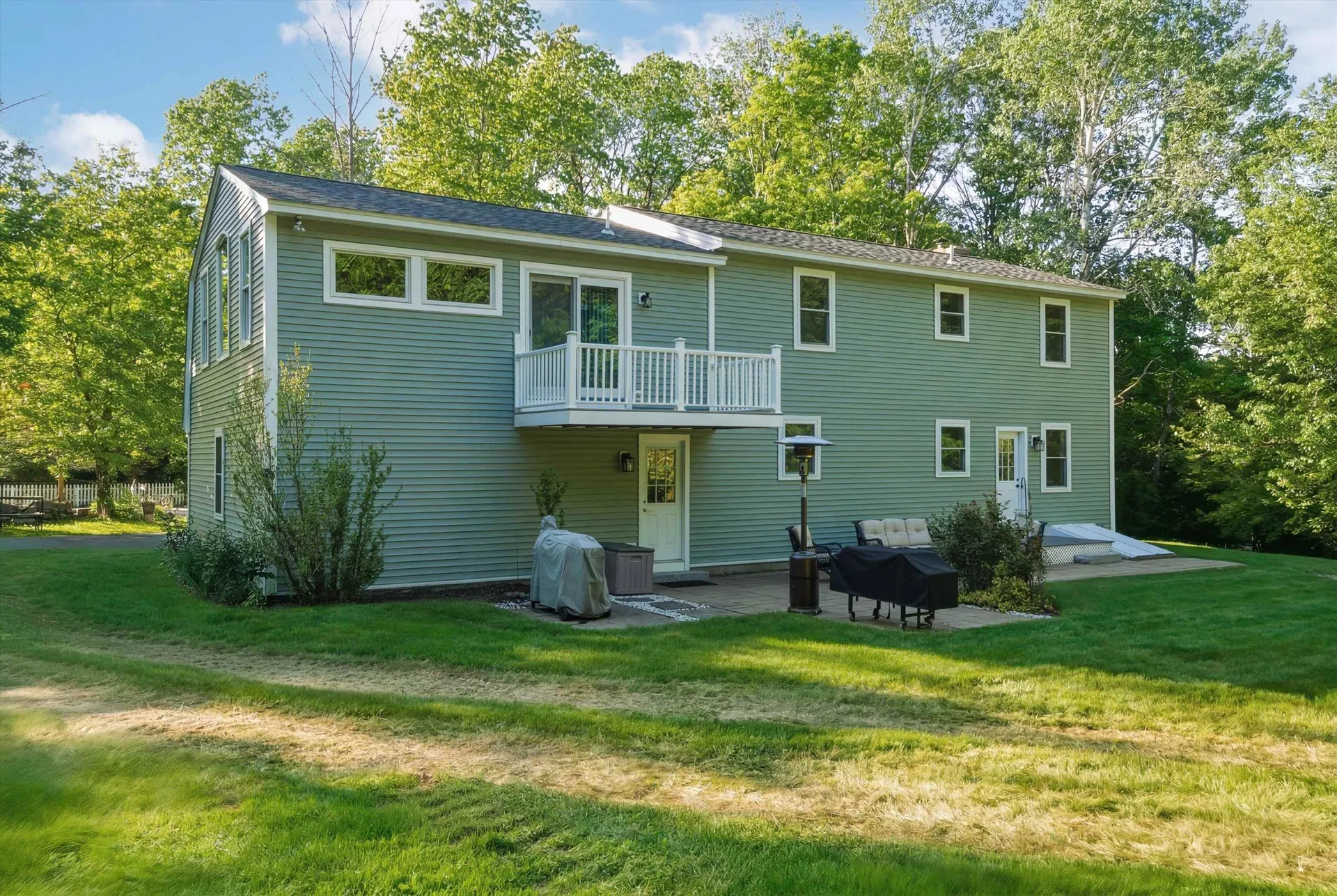 51 Scobie Road New Boston NH 03070