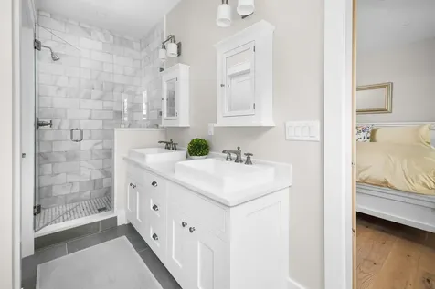5 Primrose Lane York ME 03902