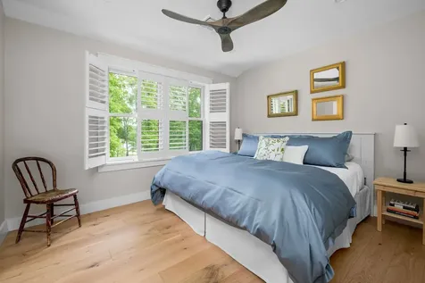 5 Primrose Lane York ME 03902