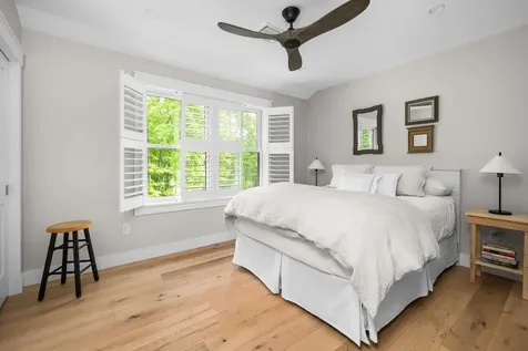 5 Primrose Lane York ME 03902