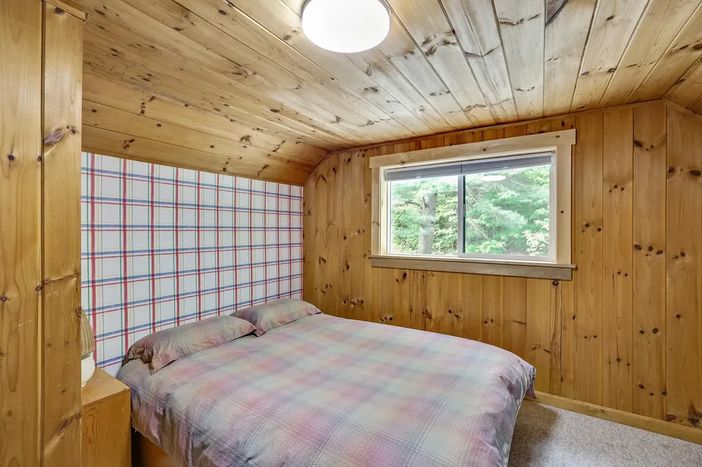 57 Pine Grove Jay VT 05859