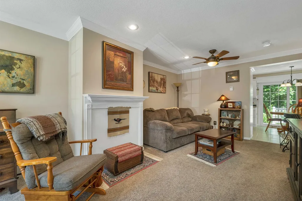 68 Woodland Green Rochester NH 03868