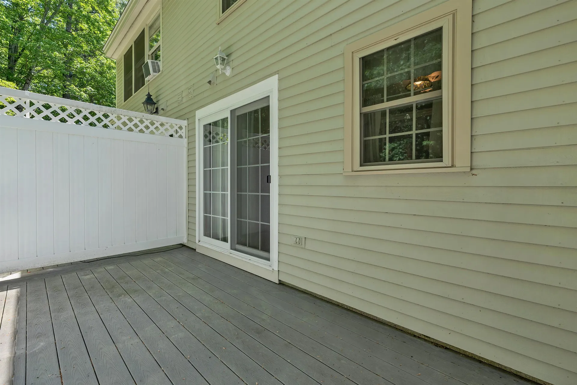 68 Woodland Green Rochester NH 03868