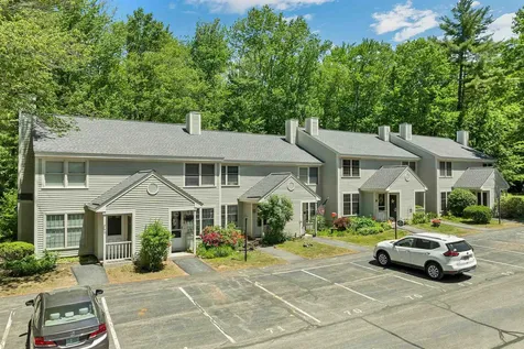 68 Woodland Green Rochester NH 03868