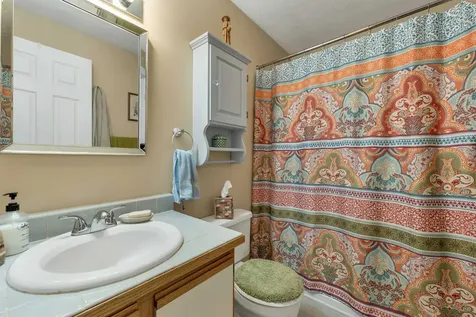68 Woodland Green Rochester NH 03868