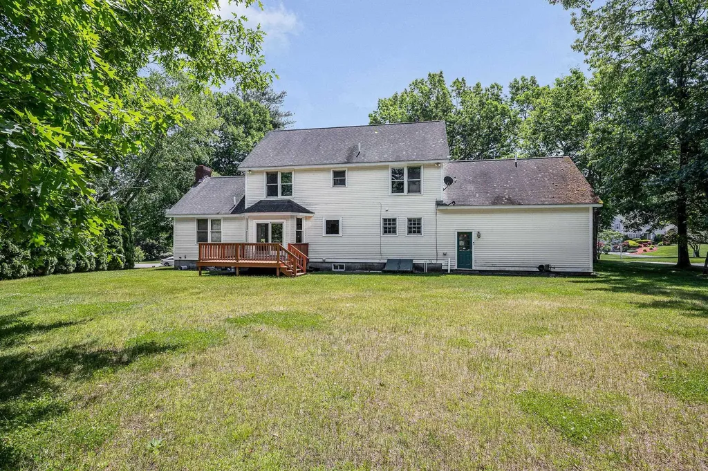22 Greenfield Drive Plaistow NH 03865