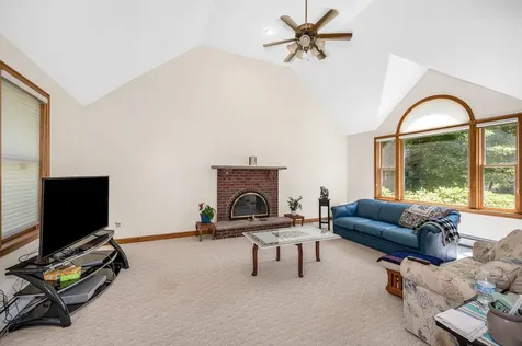 22 Greenfield Drive Plaistow NH 03865