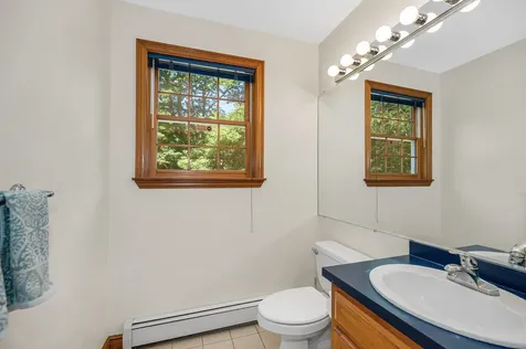 22 Greenfield Drive Plaistow NH 03865