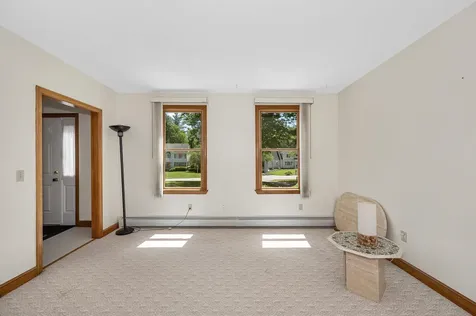 22 Greenfield Drive Plaistow NH 03865