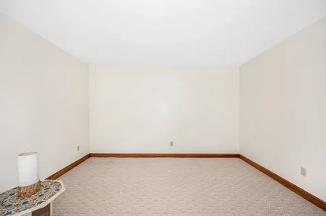 22 Greenfield Drive Plaistow NH 03865