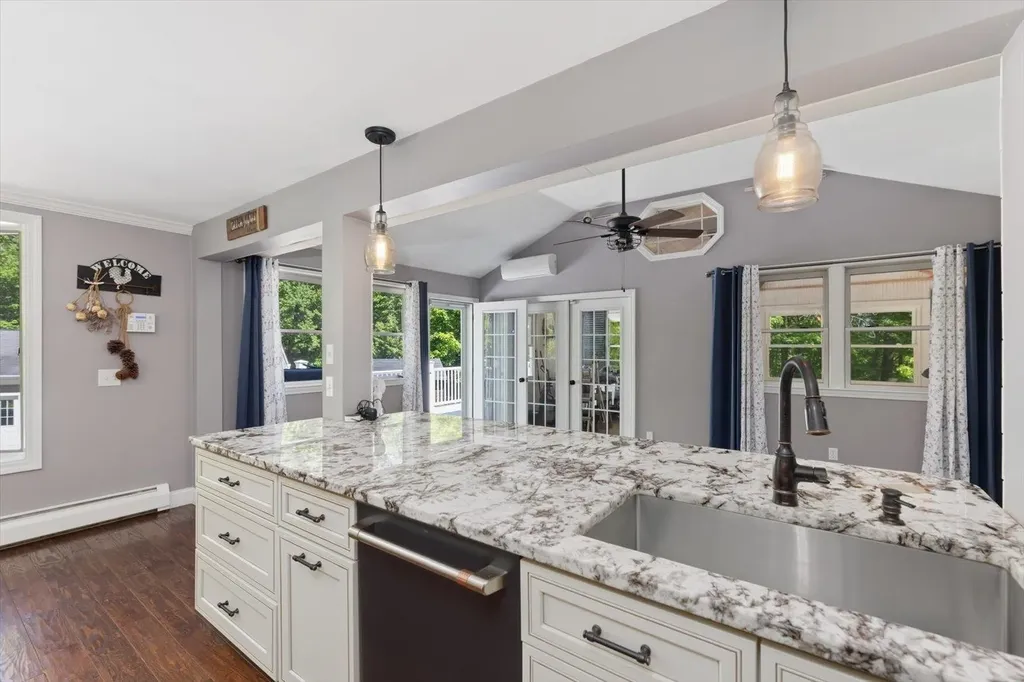 407 Middle Winchendon Road Rindge NH 03461