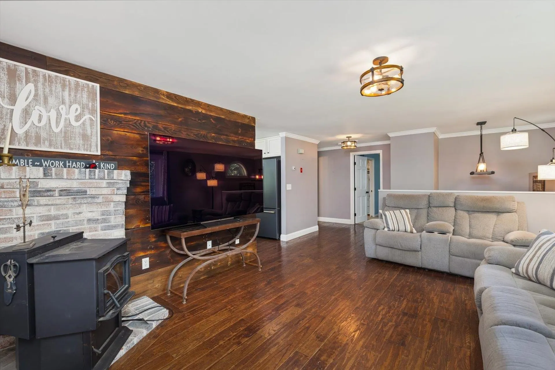 407 Middle Winchendon Road Rindge NH 03461