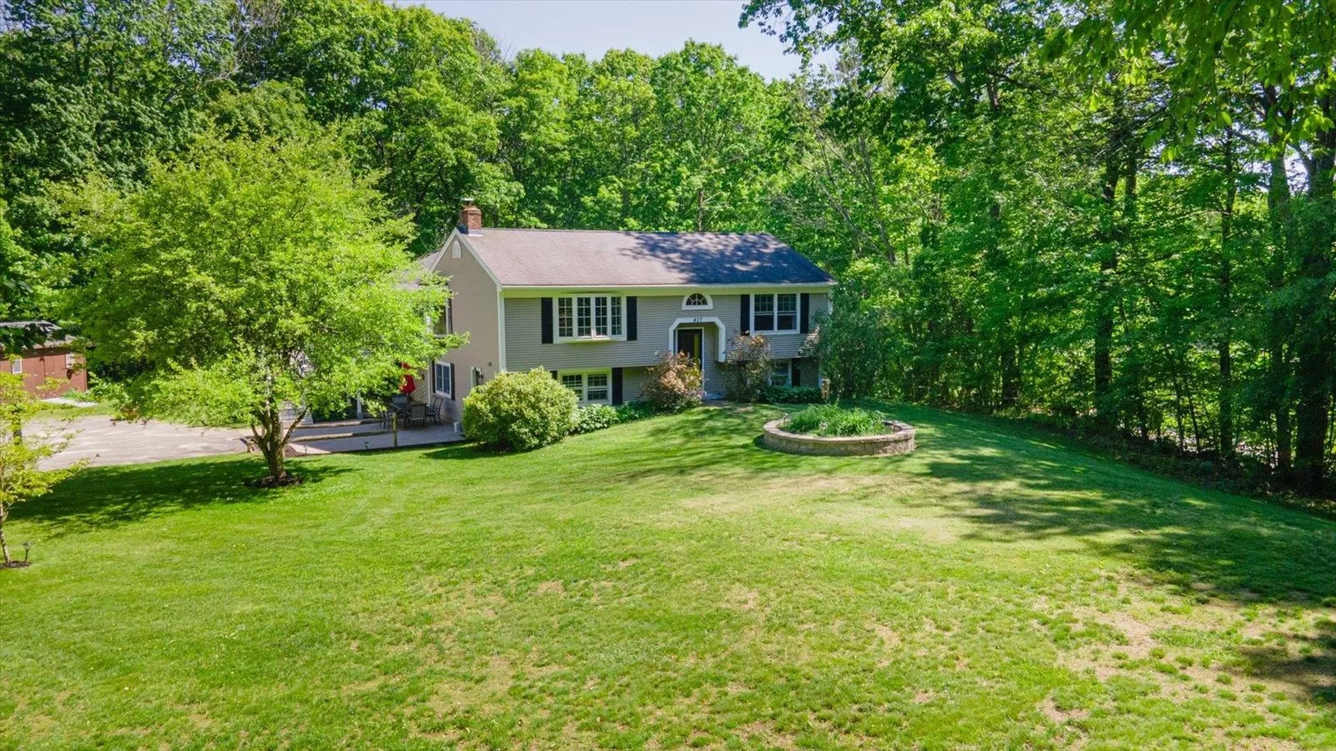 407 Middle Winchendon Road Rindge NH 03461