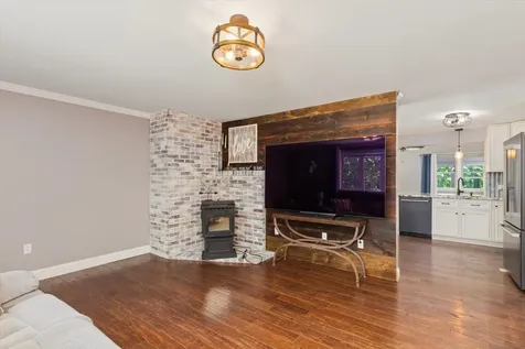 407 Middle Winchendon Road Rindge NH 03461