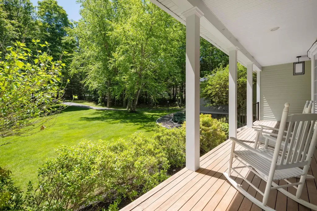 33 Buck Drive Eliot ME 03903