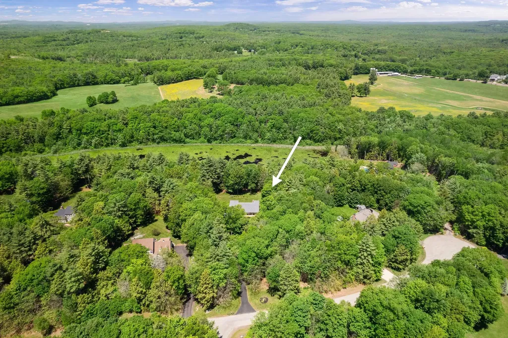 33 Buck Drive Eliot ME 03903
