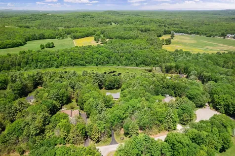 33 Buck Drive Eliot ME 03903