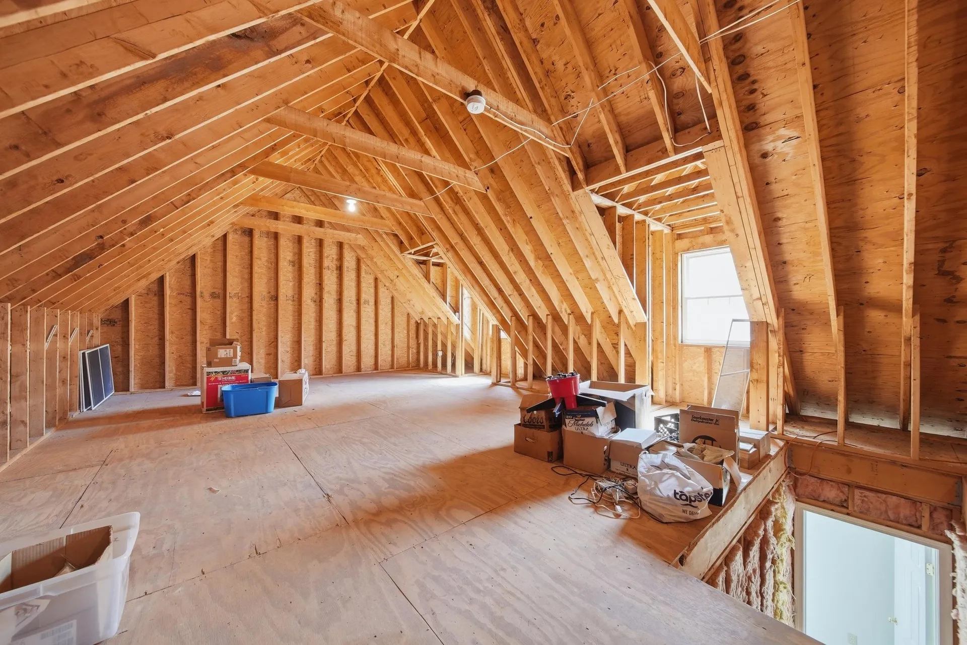 74 Noll's Farm Road Auburn NH 03032