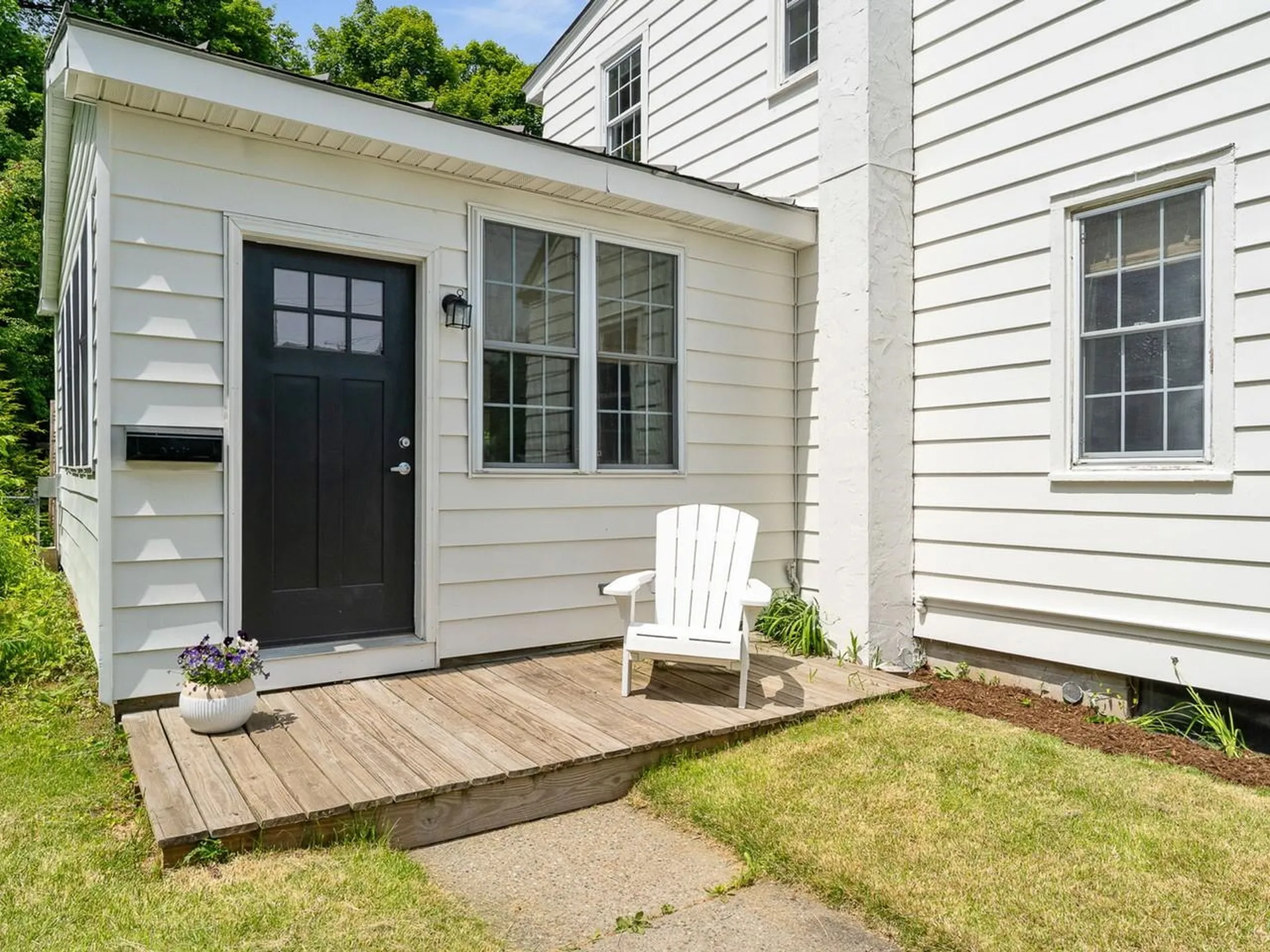 138 Village Green Burlington VT 05401
